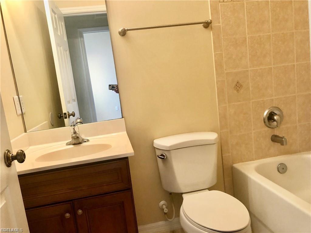 9813 Quinta Artesa Way 104 Property Photo 13