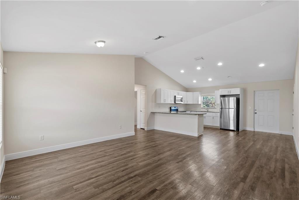 9018 Penny Cir Property Photo 6