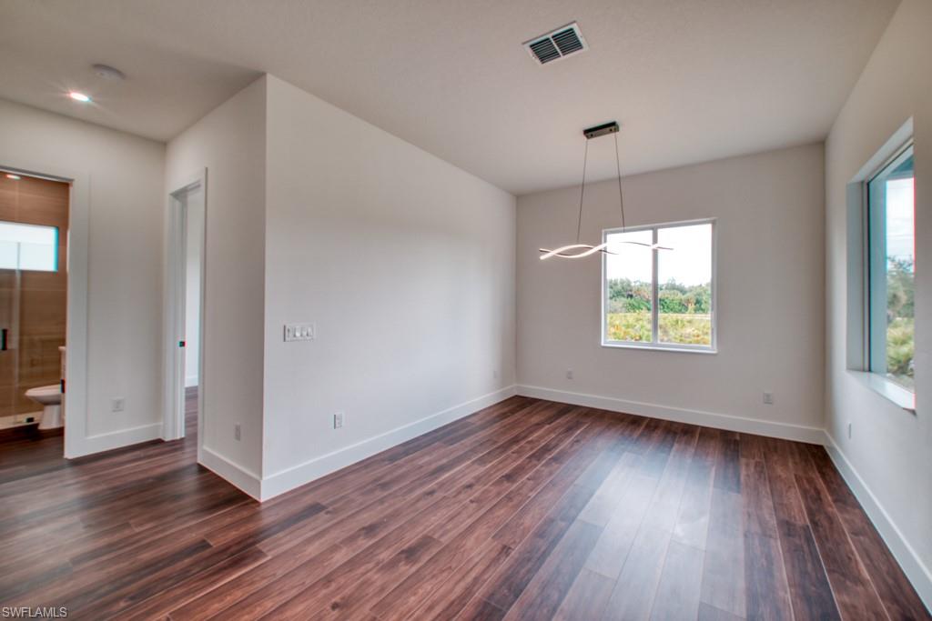 97 Brig Cir E Property Photo 8