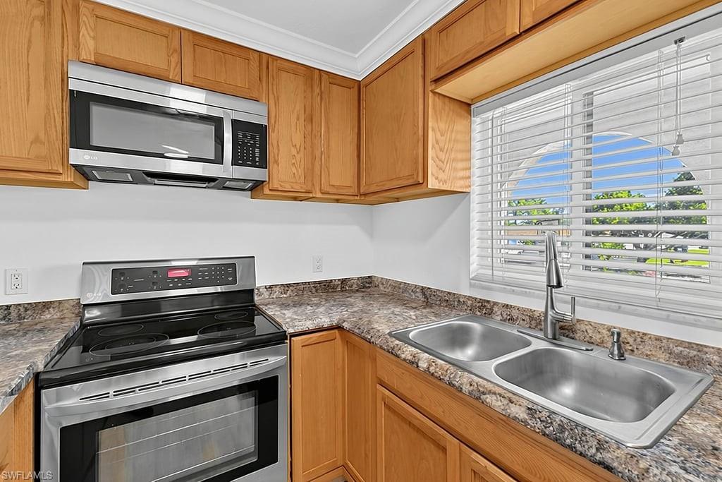 6102 Whiskey Creek Dr 203 Property Photo 9