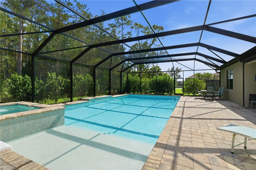 11012 Castlereagh St Property Photo 3
