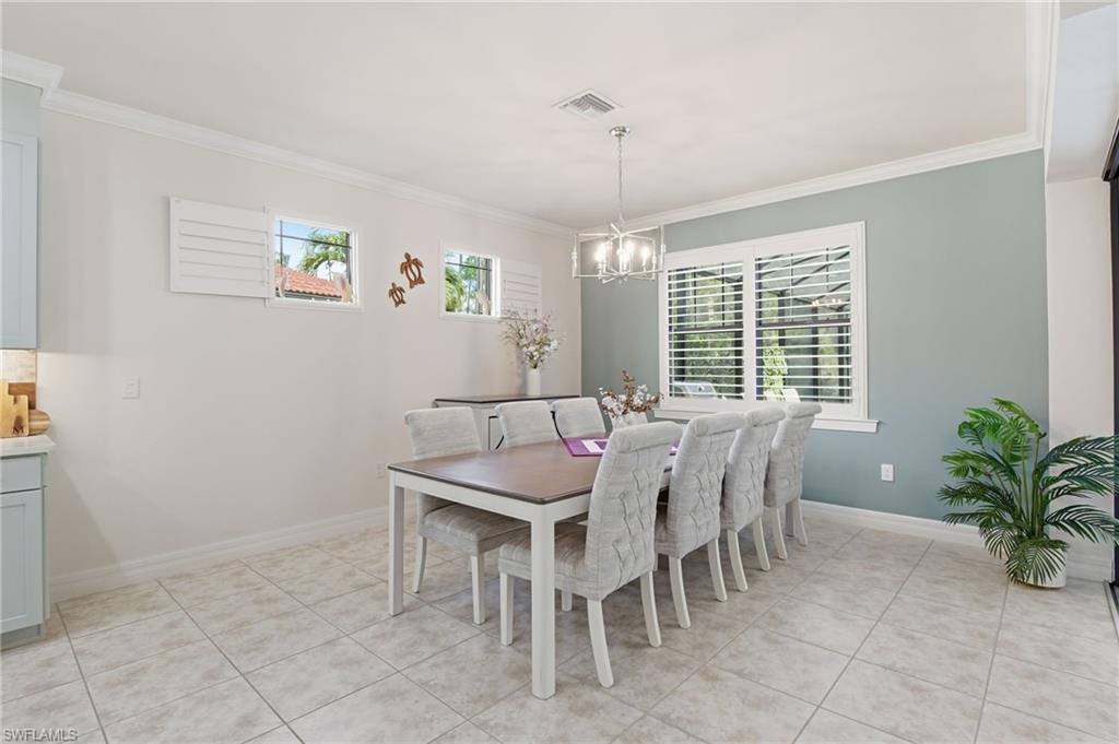 11012 Castlereagh St Property Photo 17