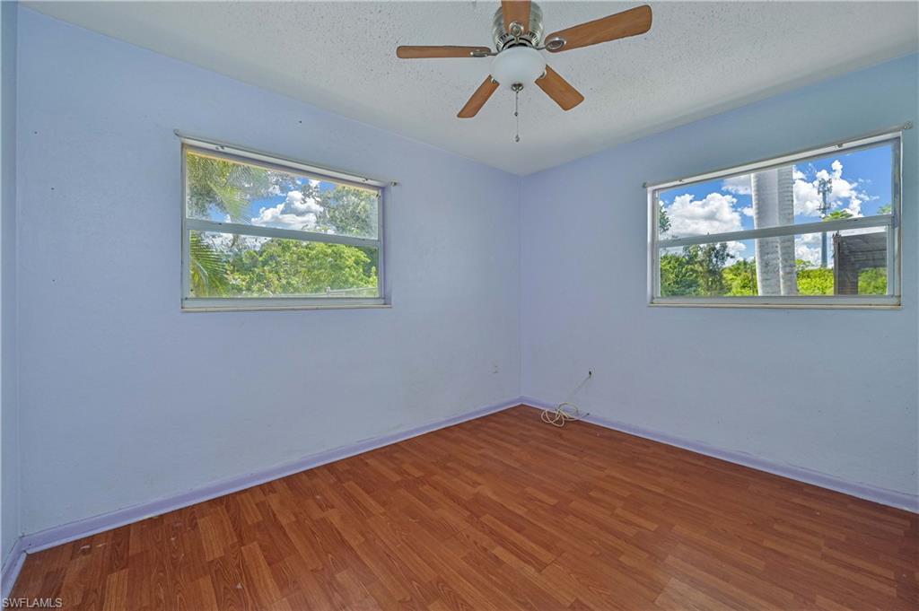 1207 Green Ave Property Photo 14