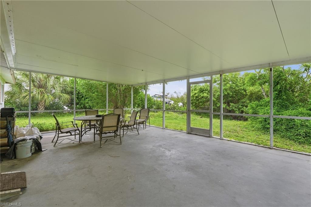 11821 Isle Of Palms Dr Property Photo 25
