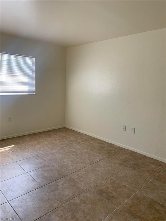 2135 Virginia Ave 14 Property Photo 3