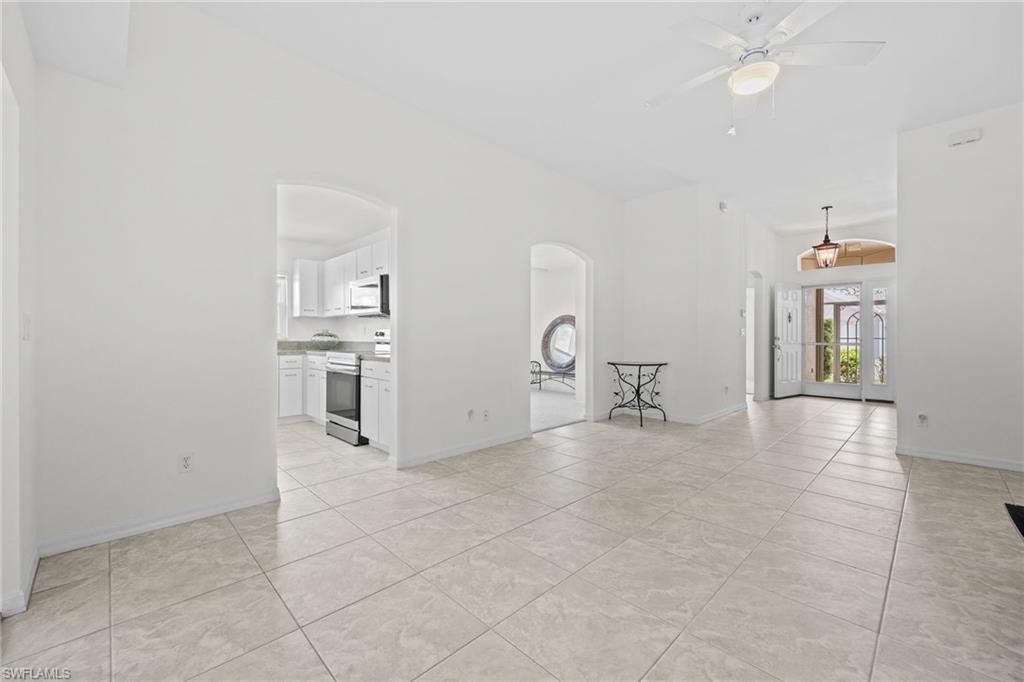 24419 Buckingham Way Property Photo 6