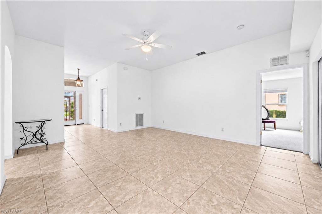 24419 Buckingham Way Property Photo 11
