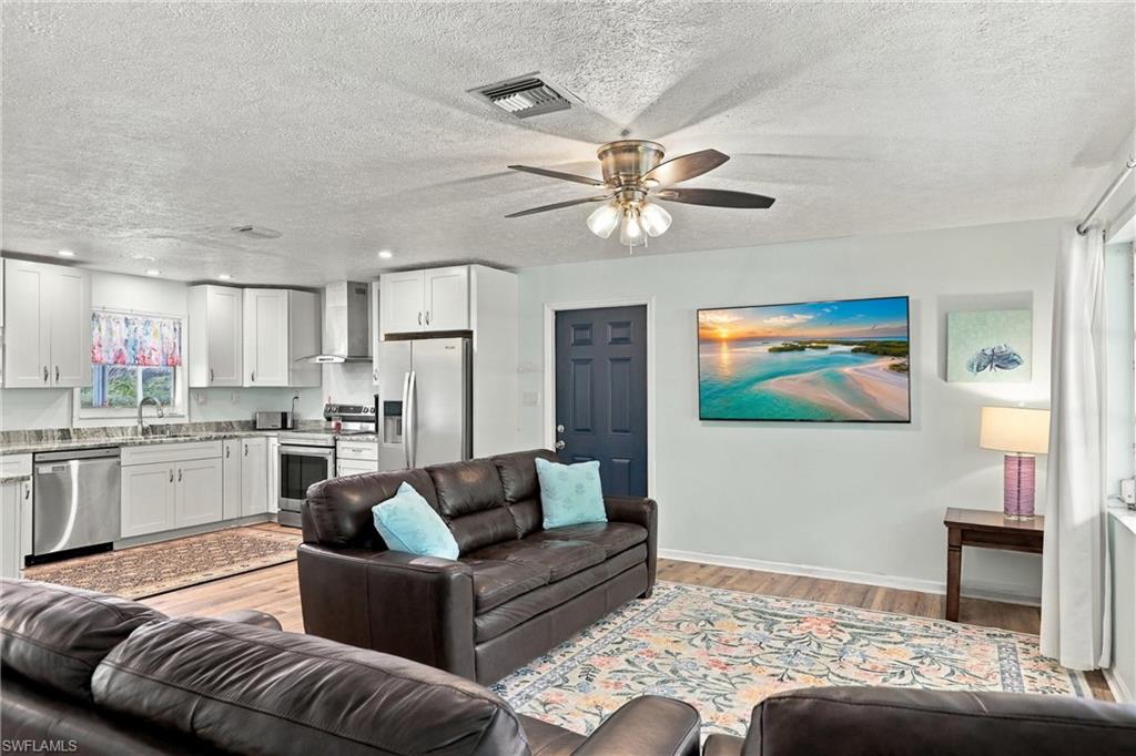 12490 Cristi Way Property Photo 10