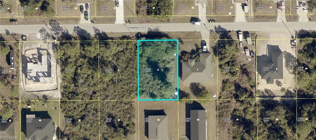 858 Chantilly ST E Property Photo 1