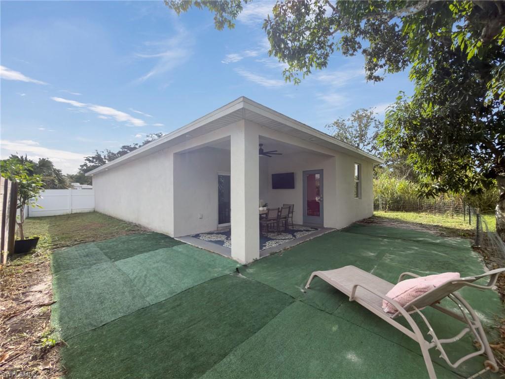 2116 Palm Ave Property Photo 18