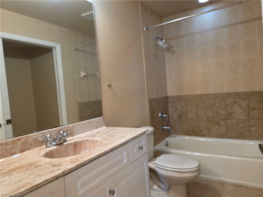 20050 Petrucka Cir N 3 Property Photo 6
