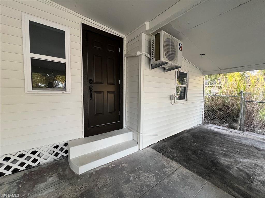 1270 Allen St B Property Photo 1