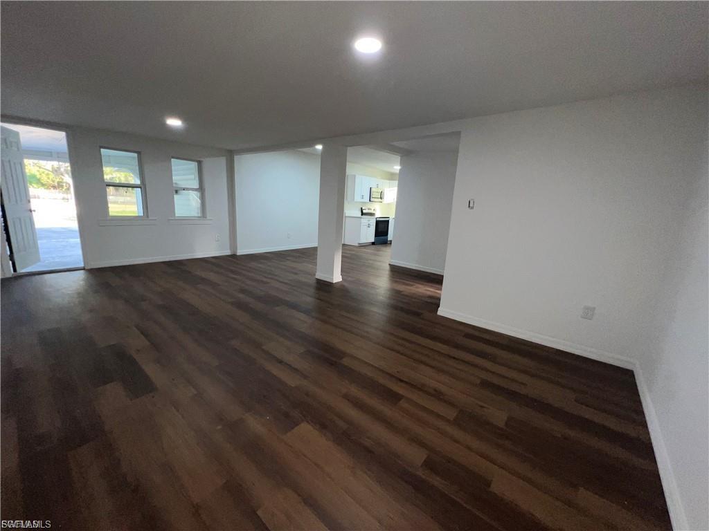 1270 Allen St B Property Photo 2