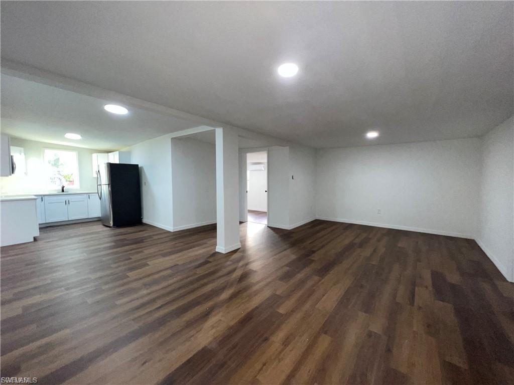 1270 Allen St B Property Photo 3