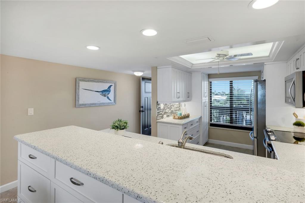 2777 W Gulf Dr 309 Property Photo 13