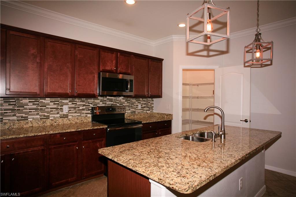 14495 Vindel Cir Property Photo 6
