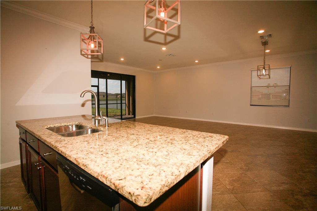 14495 Vindel Cir Property Photo 8