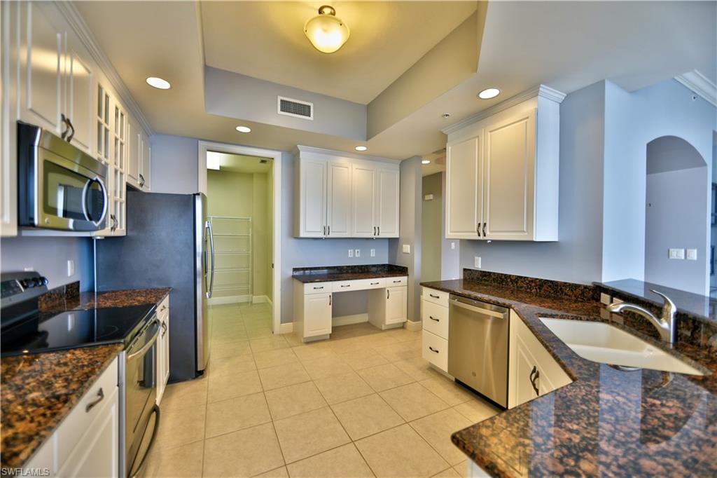 2090 W First St 3106 Property Photo 11