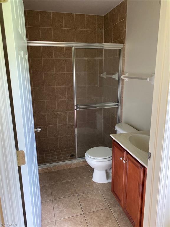 1037 Camden St E Property Photo 8