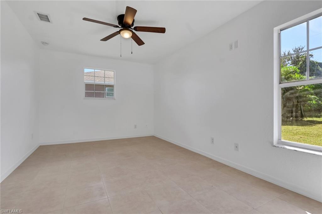 2028 Ne 17th Pl Property Photo 15