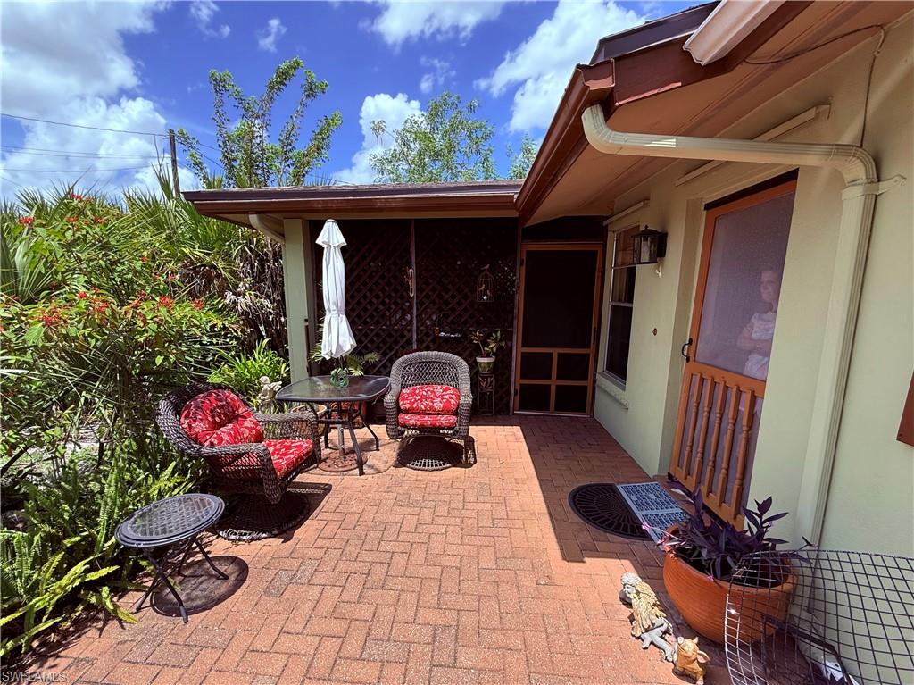 1635 Kensington CT Property Photo 1