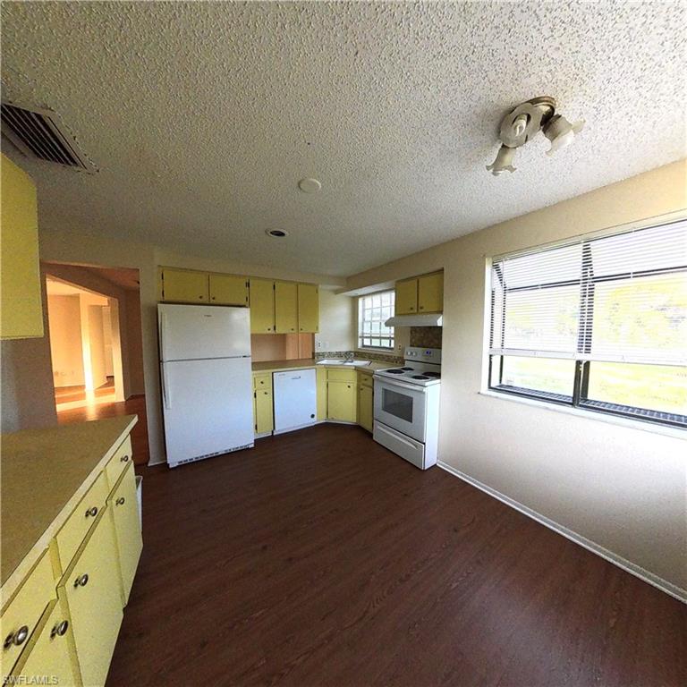 10650 Jacatree Ct Property Photo 6