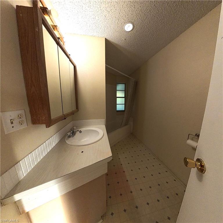 10650 Jacatree Ct Property Photo 9