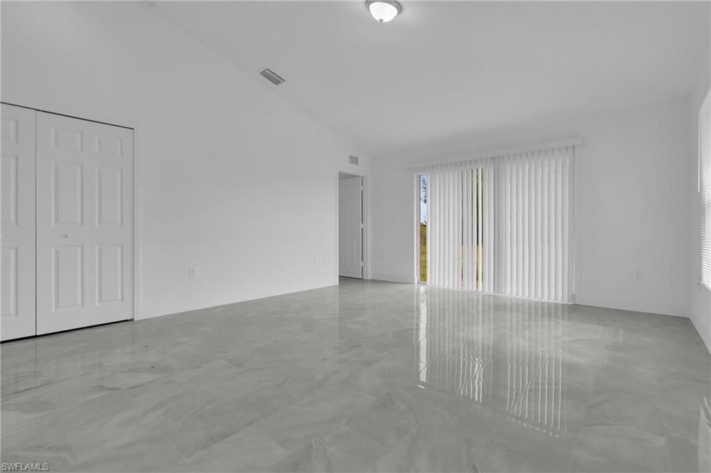 4534/4532 24th St Sw Property Photo 5