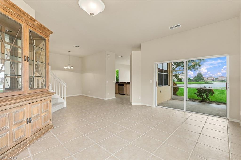 8710 Spring Mountain Way Property Photo 4