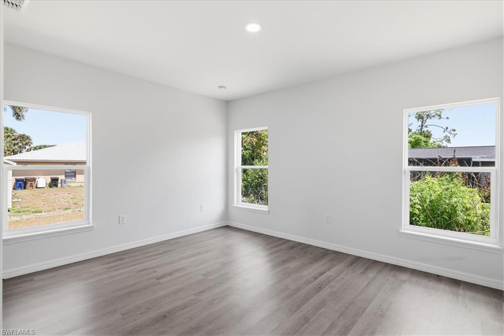 1406 Ford Cir Property Photo 20