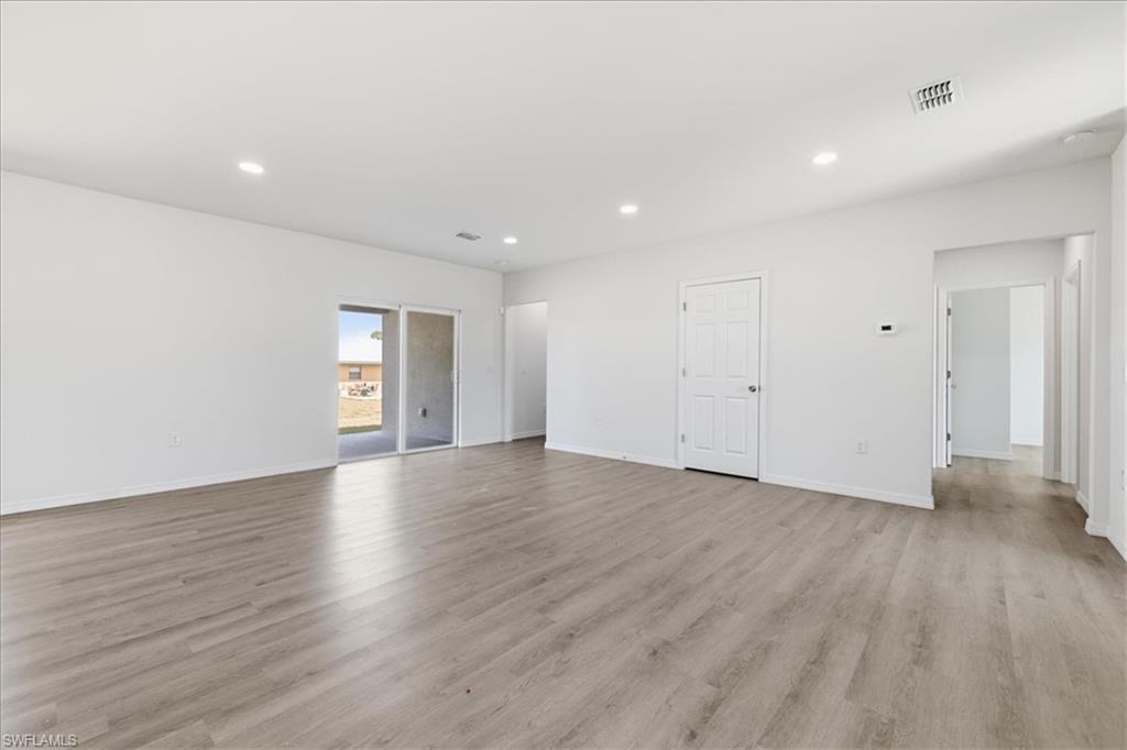 1406 Ford Cir Property Photo 30