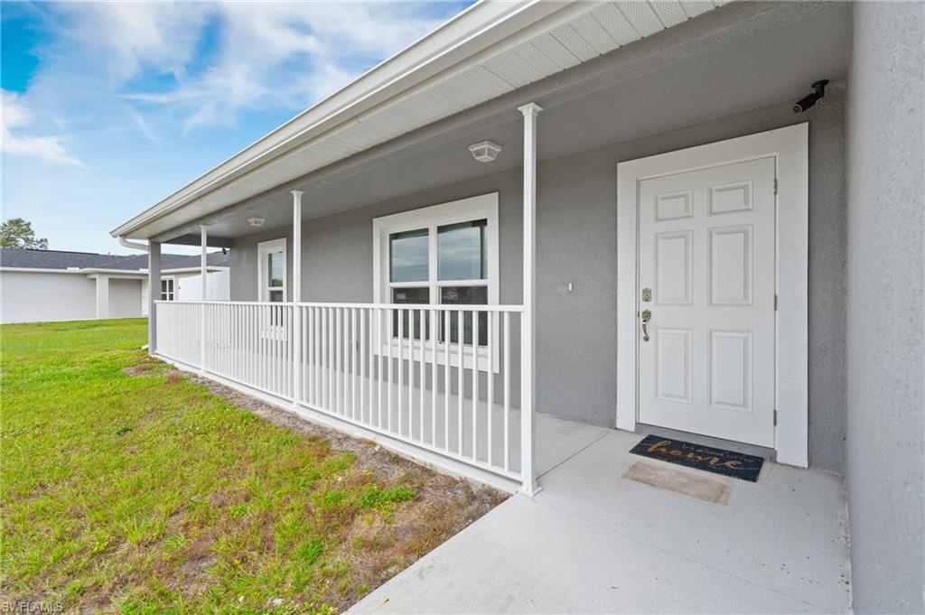 7023 Tide Cir Property Photo 2