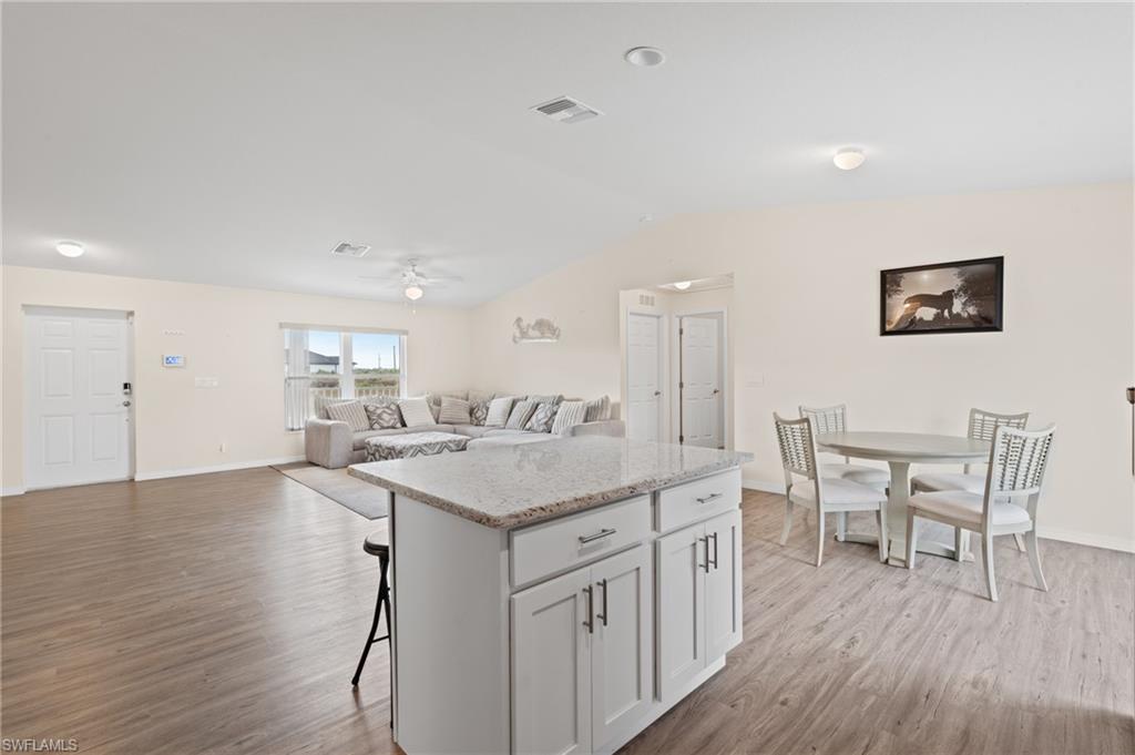 7023 Tide Cir Property Photo 7