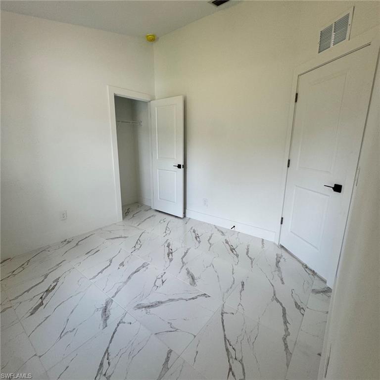 3206 55th St W Property Photo 9