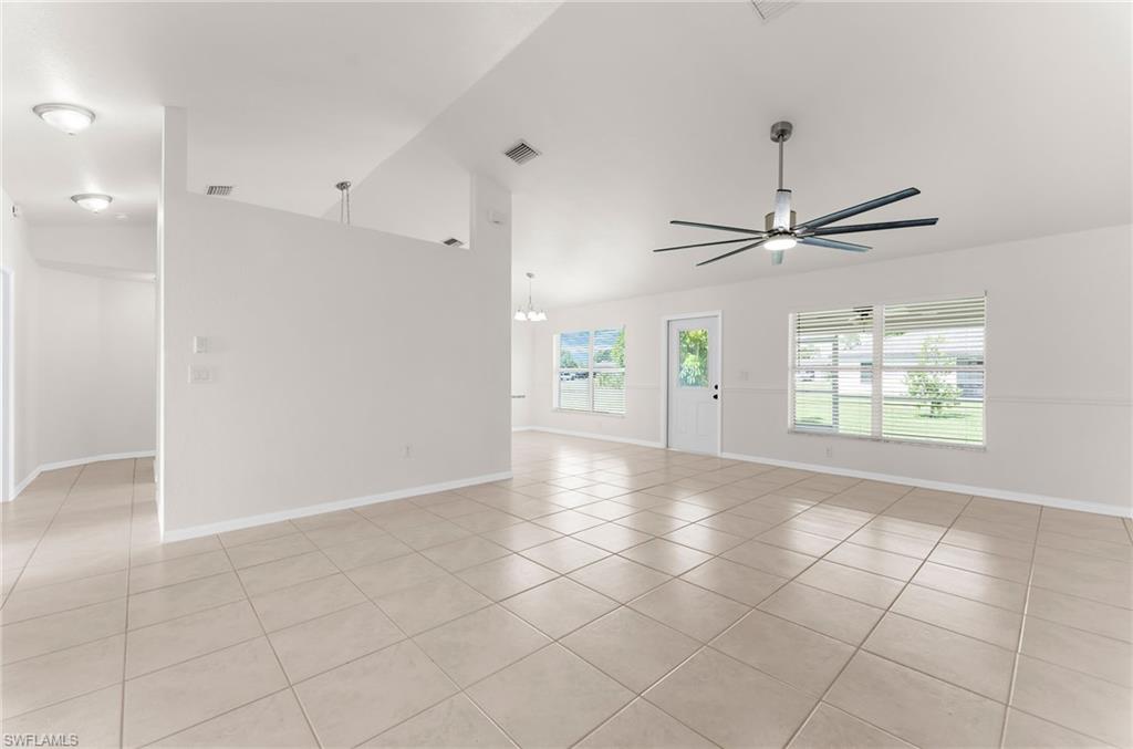 1603 Ne 34th Ln Property Photo 8