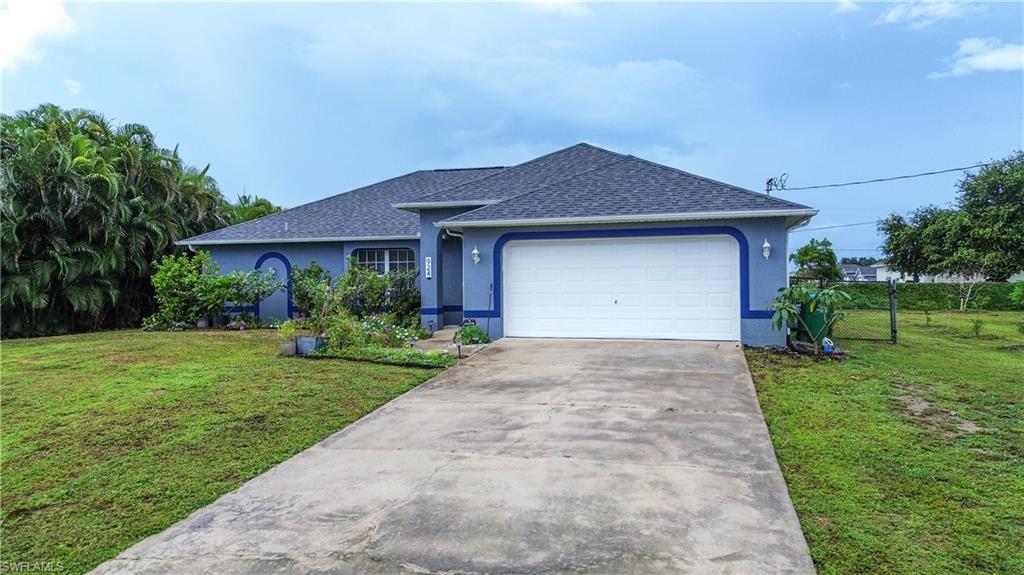 924 NW 12th PL Property Photo 1