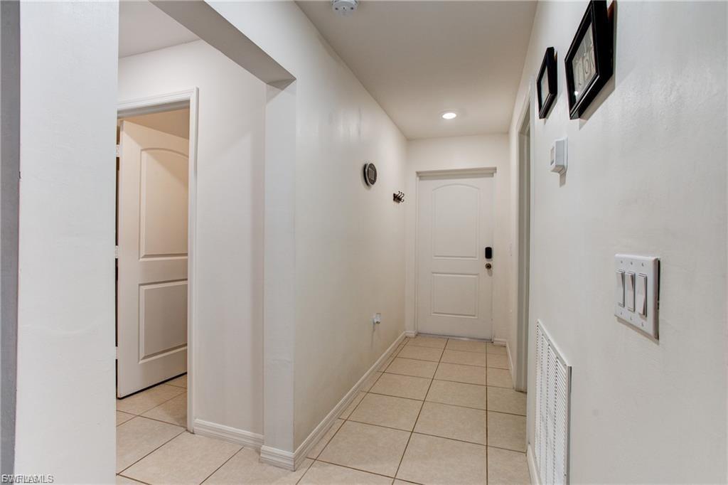 816 Lystra Ave Property Photo 23