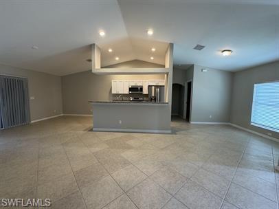2502 38th St W Property Photo 2