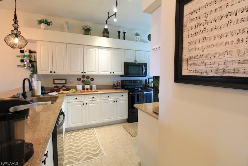 16655 Lake Circle Dr 850 Property Photo 14