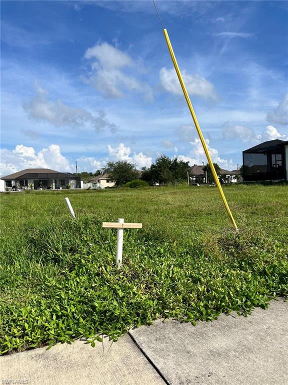 2001 Surfside Blvd Property Photo 6