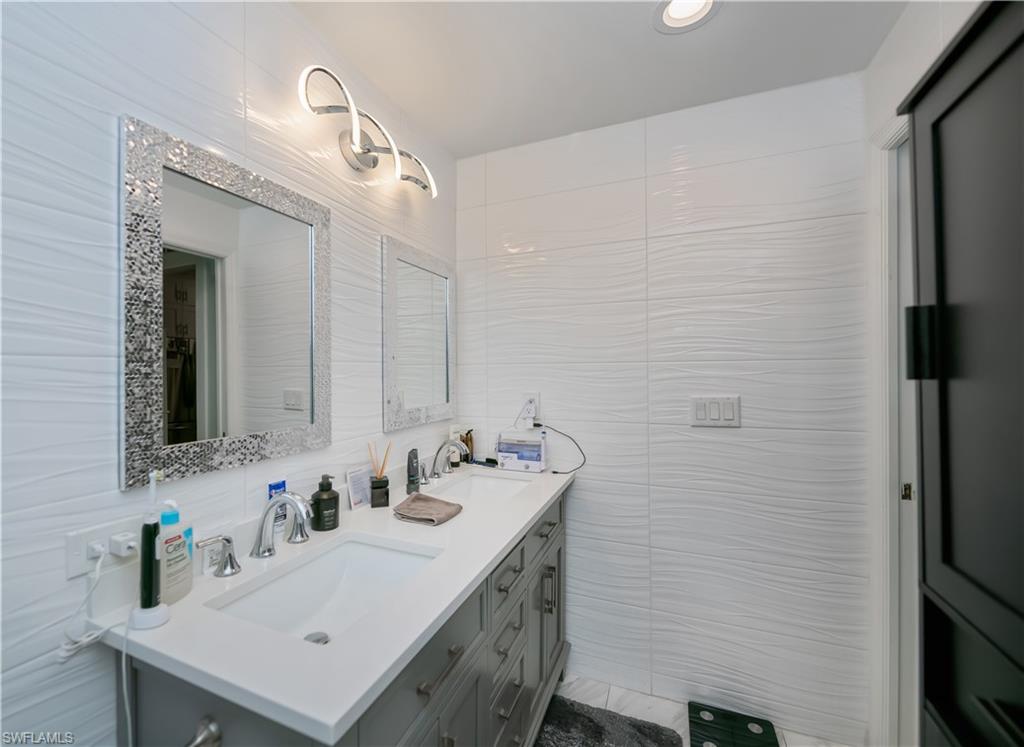 8513 Bernwood Cove Loop 212 Property Photo 25