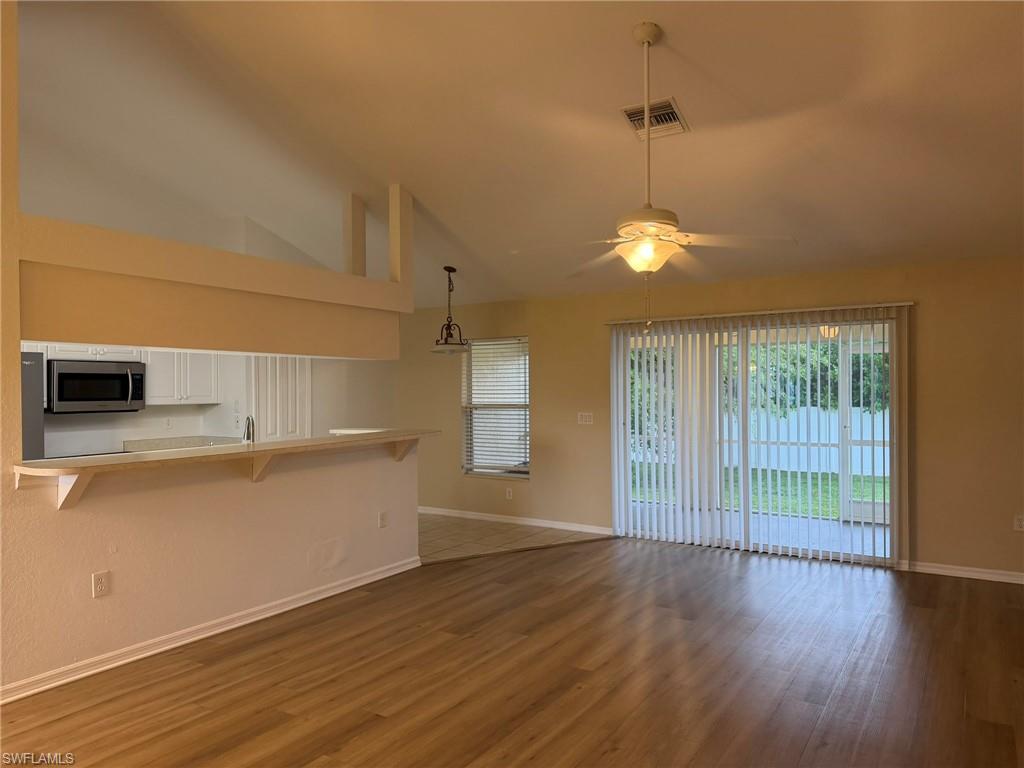 2909 Nw 25th St Property Photo 4