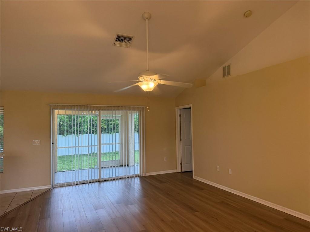 2909 Nw 25th St Property Photo 5