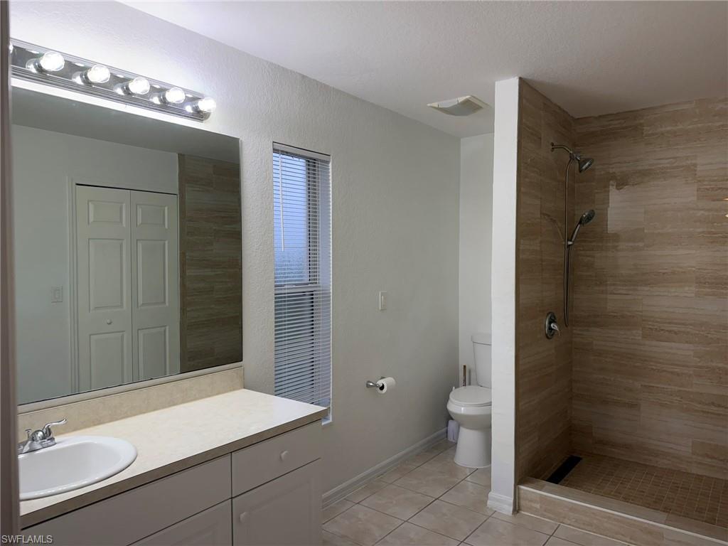 2909 Nw 25th St Property Photo 17