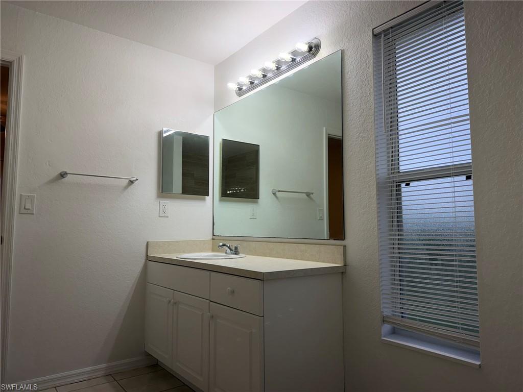 2909 Nw 25th St Property Photo 20