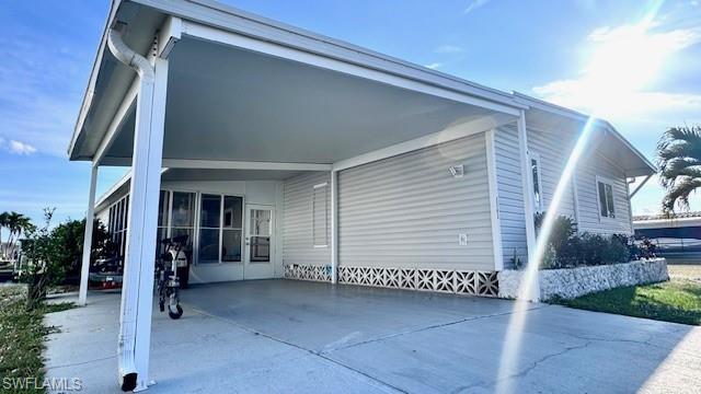 5545 Sir Walter Way Property Photo 2