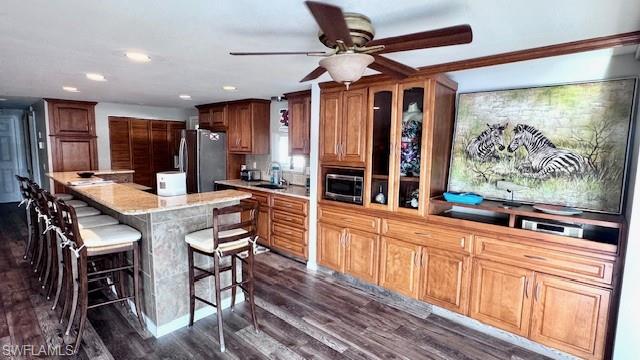 5545 Sir Walter Way Property Photo 12