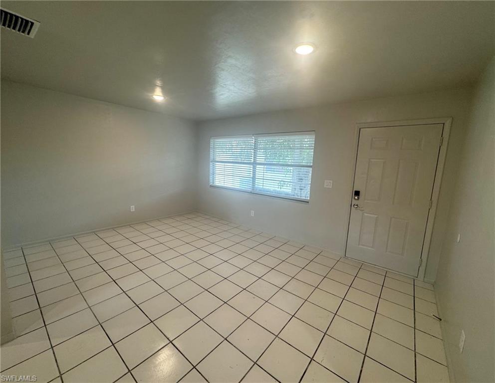 5637 Seventh Ave Property Photo 2