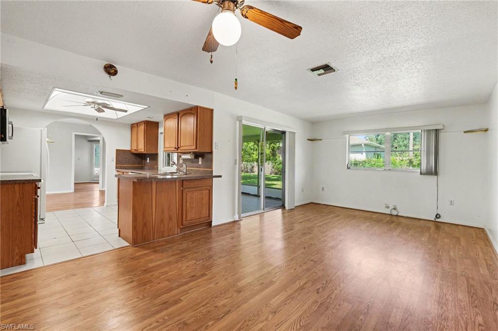 23174 Hemenway Ave Property Photo 13