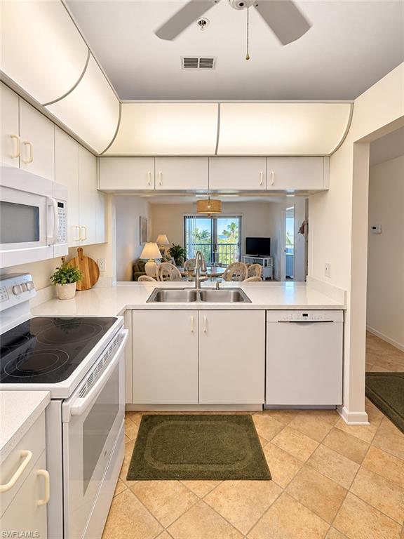 22652 Island Pines Way 252 Property Photo 2